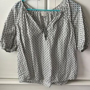 Dainty cooling blouse